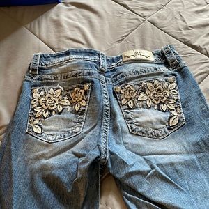 Miss Me Jeans, size 28 inseam 29, smoke free home, mid-rise, ankle skinny,